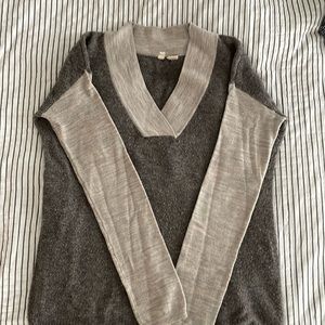 Two-tone gray sweater , lightweight
